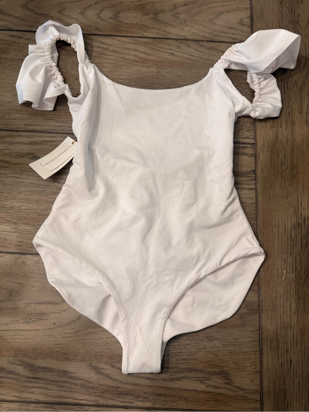 Londre White One-Piece Swimsuit with Ruffled Shoulder Straps Large